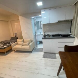 Staunton Apartment 2B