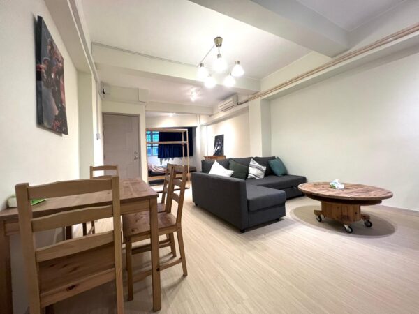 Kam Wa Apartment 7B - Image 2